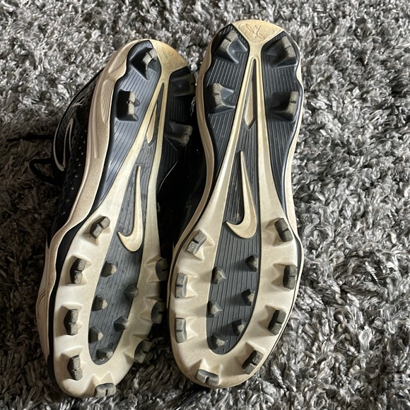 Mens Nike Baseball Cleats 9.5 - Picture 4 of 4